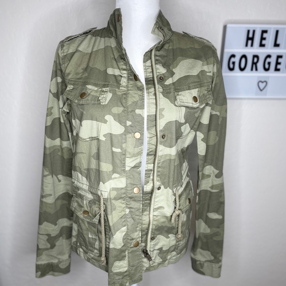 Army women’s jacket